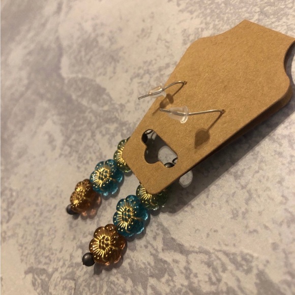Handmade Earrings - Picture 4 of 4